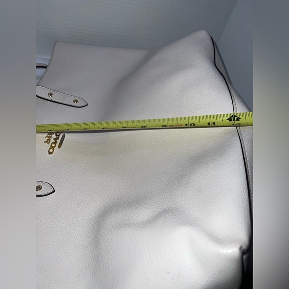 🔥🔥🔥 Coach Leather Ivory City Tote - Picture 14 of 15